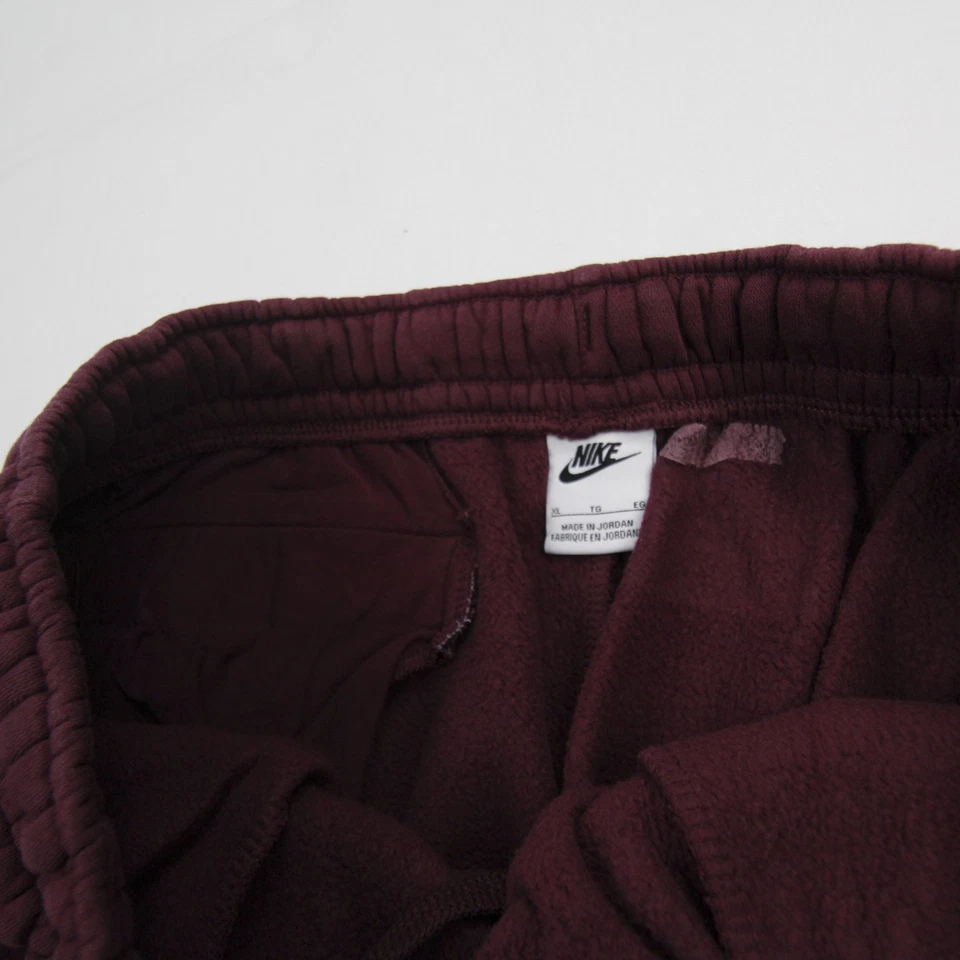 Virginia Tech Hokies Nike Sweatpant Men's Maroon Used - Image 3 of 4