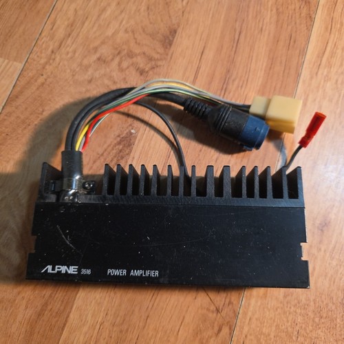 Vintage Alpine 3516 power amplifier