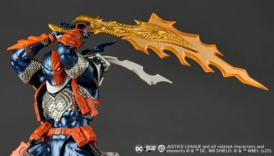 Kaiyodo Revoltech Amazing Yamaguchi DEATHSTROKE Ver.1.5 Without