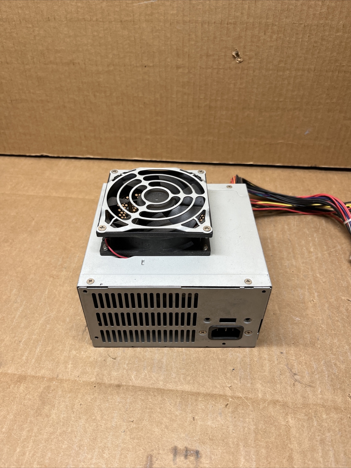 ASTEC 200W ATX Power Supply ATX202 3555 REV 00 6500457 EBay astec-200w-atx-power-supply-atx202-3555-rev-00-6500457-ebay
