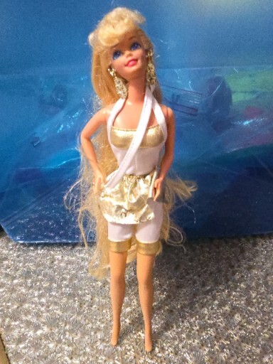 Vintage 1992 Hollywood Hair Barbie Doll In Original Outfit #2308 SW #275