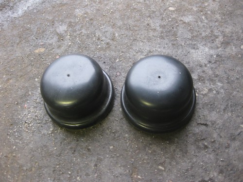 Seat Ibiza 6K 1,6 (96-99) : 2 Abdeckkappen für Federbeine Stoßdämpfer hinten