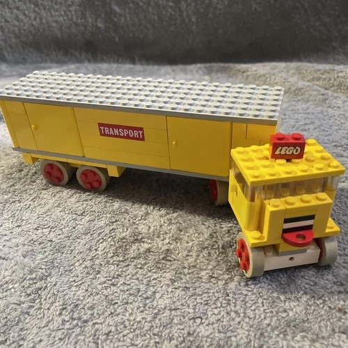 RARE VINTAGE 1967 LEGO TRANSPORT TRUCK, SET 335, COMPLETE