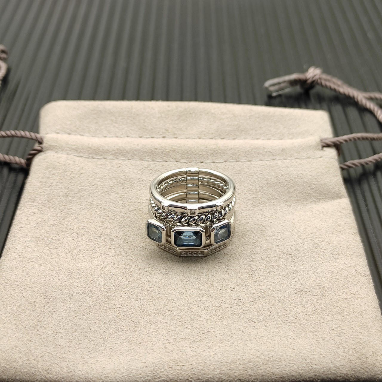 David Yurman Blue Five Interlocking Rings Size 7 - image 1