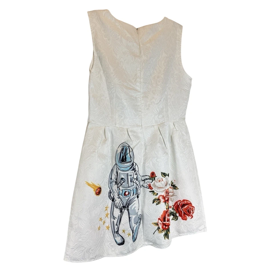 Vestido A1 Studios XL Blanco Astronauta Espacial Floral Estampado Novedad Sin Mangas Foto 2 de 4