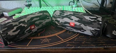 JBL Charge 4 Bluetooth-Lautsprecher Camo Design