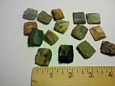 CHERT GUN FLINTS  3/4-7/8  INCH PACK OF 15   lot 35B