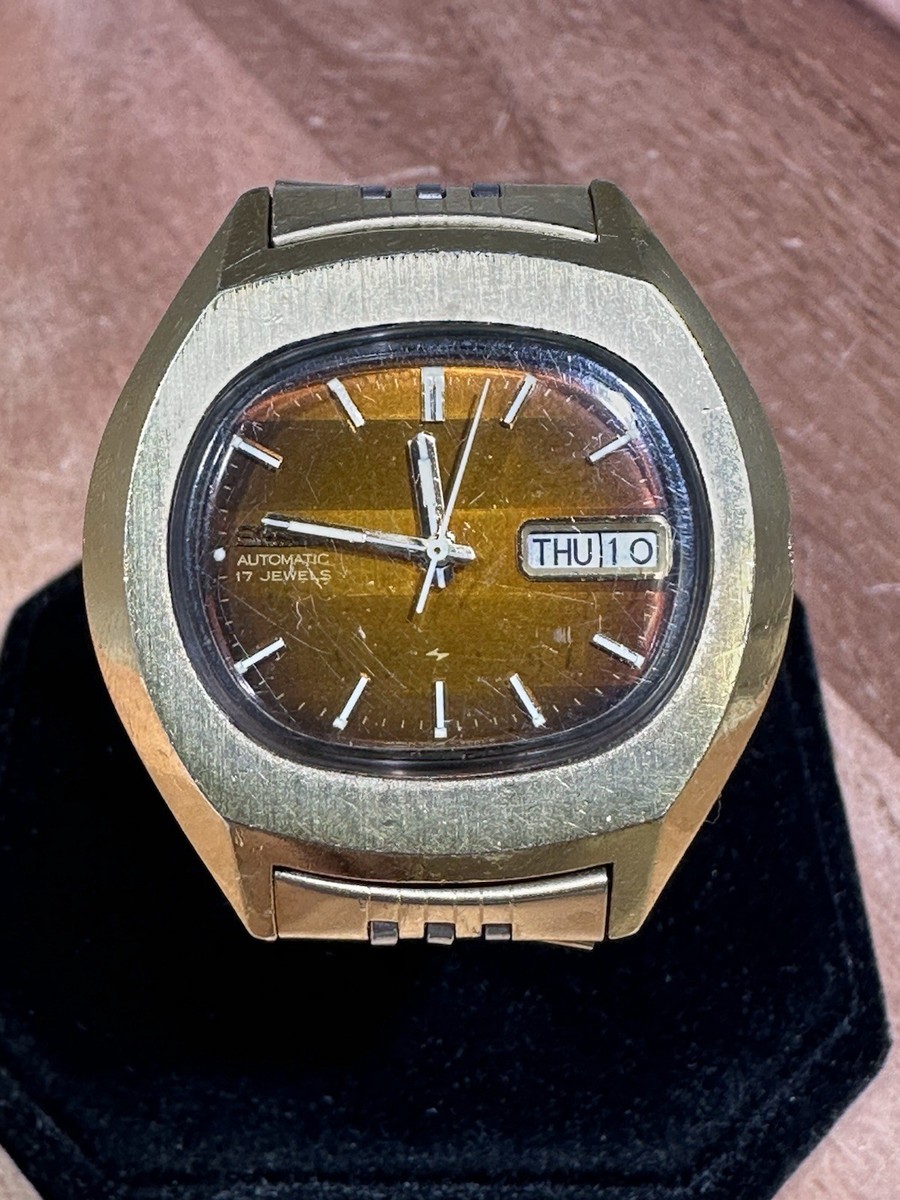 Wrist Watch Seiko Automatic 17 Jewels 7009 Vintage SEIKO 17 Jewel