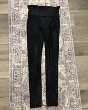 SPANX Black Faux Leather Camo Leggings Medium High Rise Shaping Walking Yoga
