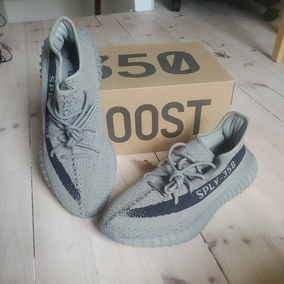 size 11- Adidas Yeezy Boost 350 V2 Granite 2023/ new/ deadstock/ DS 