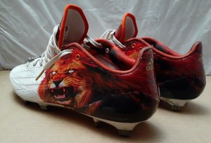 snoop lion cleats