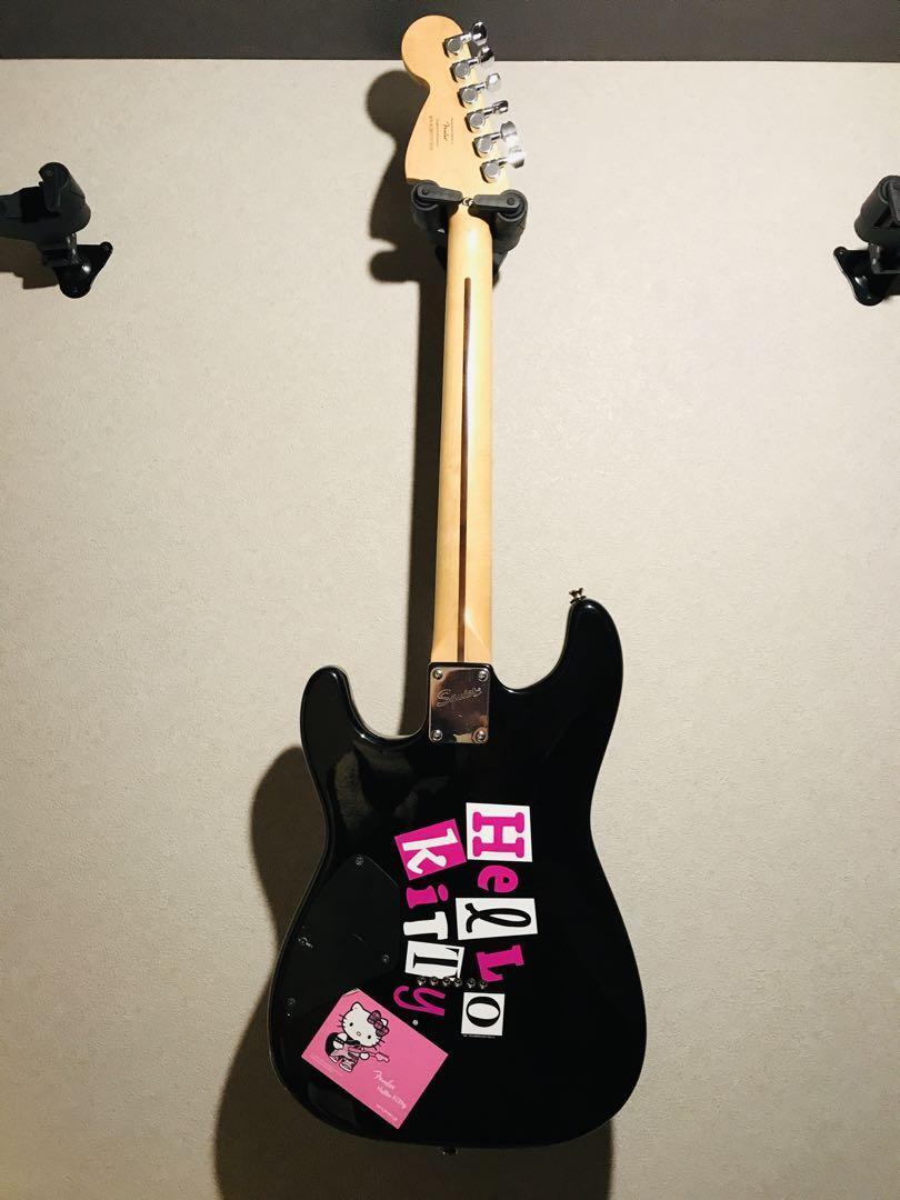 Squier Stratocaster in black Hello Kitty Design, Maintained