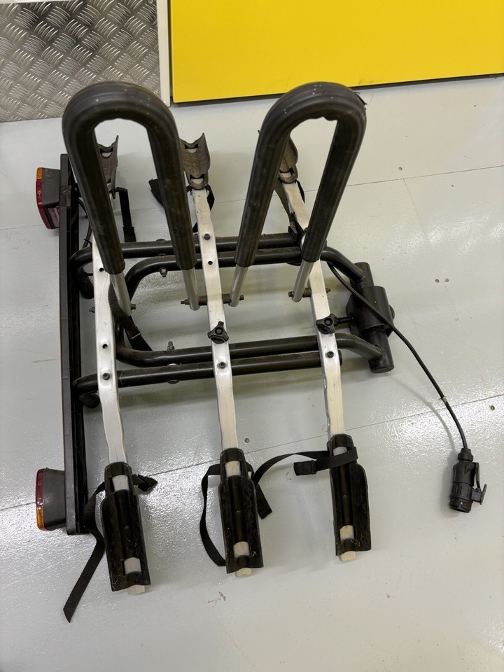 thule 3 bike carrier tow bar eBay
