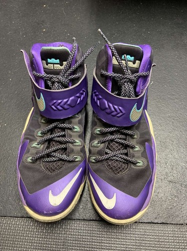 Zapatos de baloncesto Nike Lebron Soldier 6 Talla 7y púrpura y negro | eBay