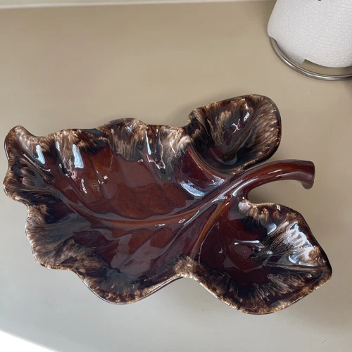 Vintage Hull Pottery Brown Porcelain Drip Serving Bowl Leaf Dish EXC COND