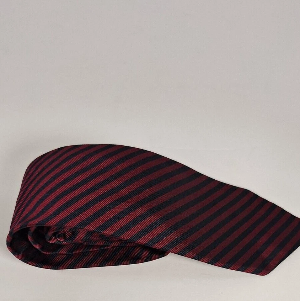 Corbata de Colección BROOKS BROTHERS Seda Borgoña Rayas Negocios Preppy Hecha en EE. UU. Foto 3 de 4