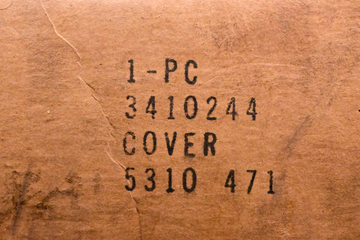 Mopar 4-speed Side Cover Plate Process CHRYSLER A833 Four Mopar 4-speed Side Cover Plate Process CHRYSLER A833 Four