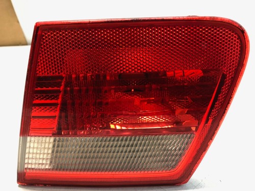 Rücklicht Rückleuchte Hinten Rechts BMW 3er E46 318i Facelift Kombi / Touring