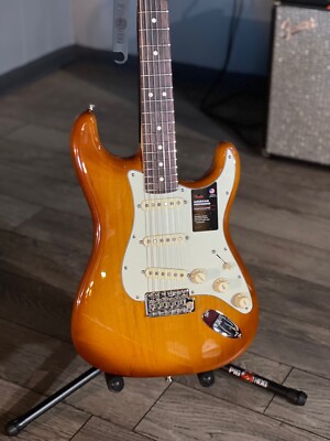 8*様 Fender American Performer Stratocast Fender American Performer Stratocaster (USA, MN) - satin lake