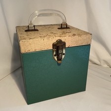 1950's-1960's Metal 8  x8  45 rpm Vinyl Record Storage Box/Case Green 50 Count