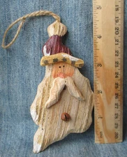 PRIMATIVE SANTA CLAUS FACE Vintage Christmas Tree Ornament Folk Art ORN99