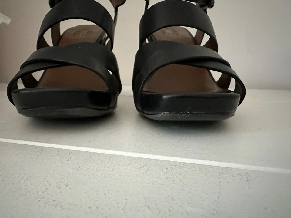 Sandalias de Tacón Julisa Naturalizer Cuero Negro Talla 8M Foto 2 de 4