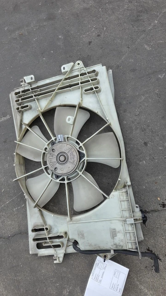 Conjunto de ventilador de motor de ventilador de radiador 1ZZFE base de motor compatível com 03-04 MATRIX 74356 - Imagem 4 de 4