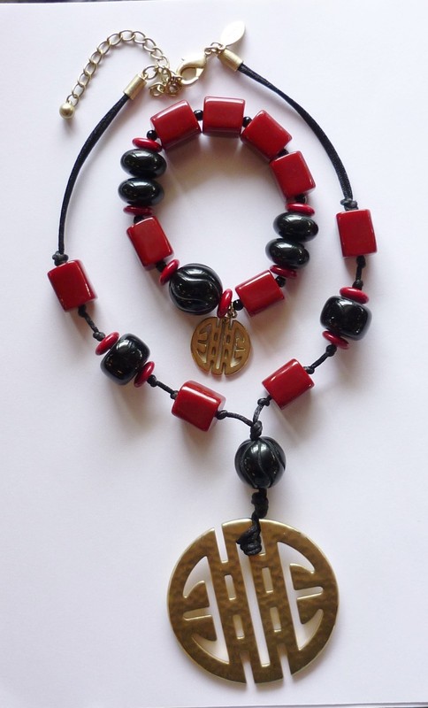 Necklace Bracelet Chico's Asian Style Red Black Vintage SET