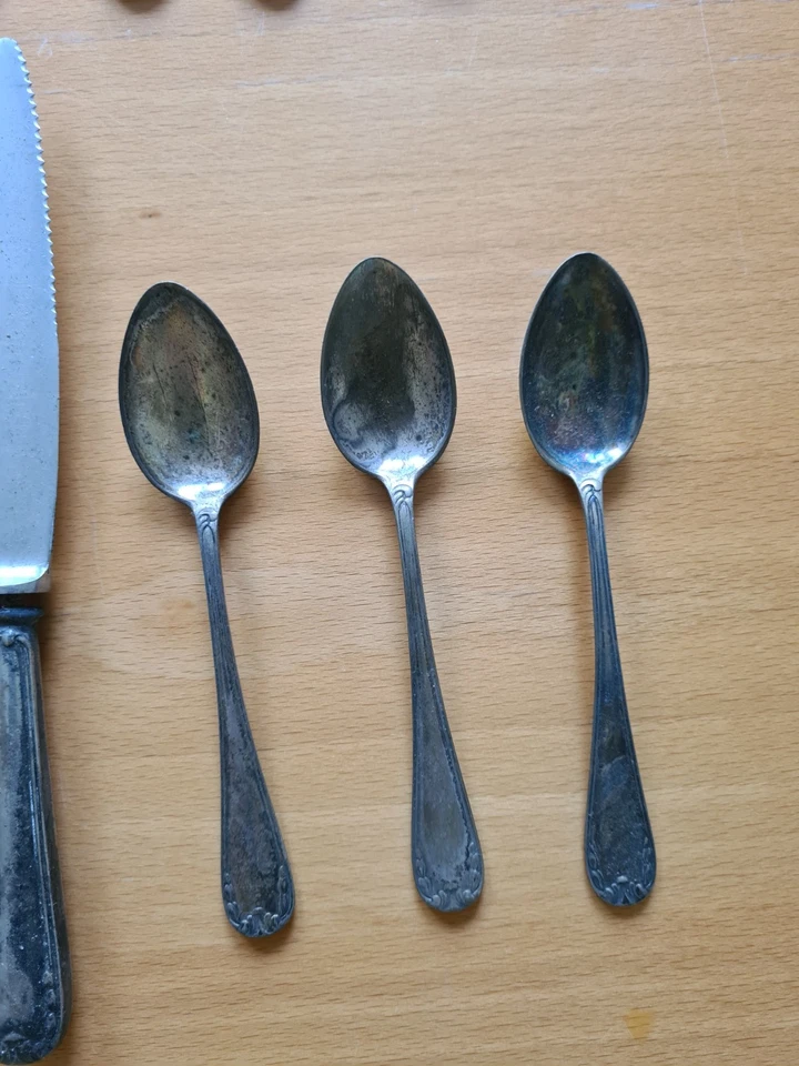 altes Besteck 32 teilig - Bild 4 von 4