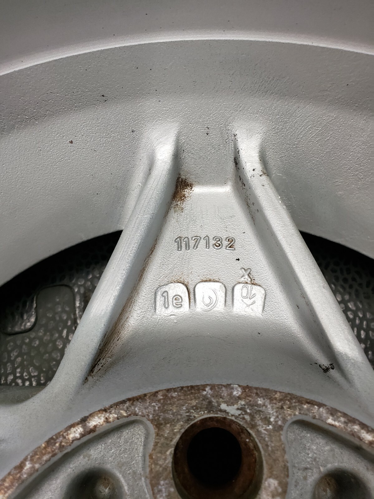 Ferrari 400i Factory Wheel Campagnolo