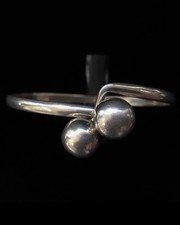 Vintage Handmade Modernist Sterling Silver Ball Bracelet Bangle