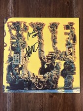 ‘King Gizzard & The Lizard Wizard’ Band Signed ‘L.W.’ Vinyl Album