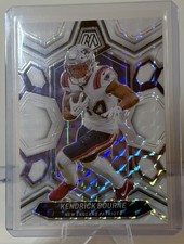 2024 Panini Mosaic Kendrick Bourne White Prizm #/25 Patriots