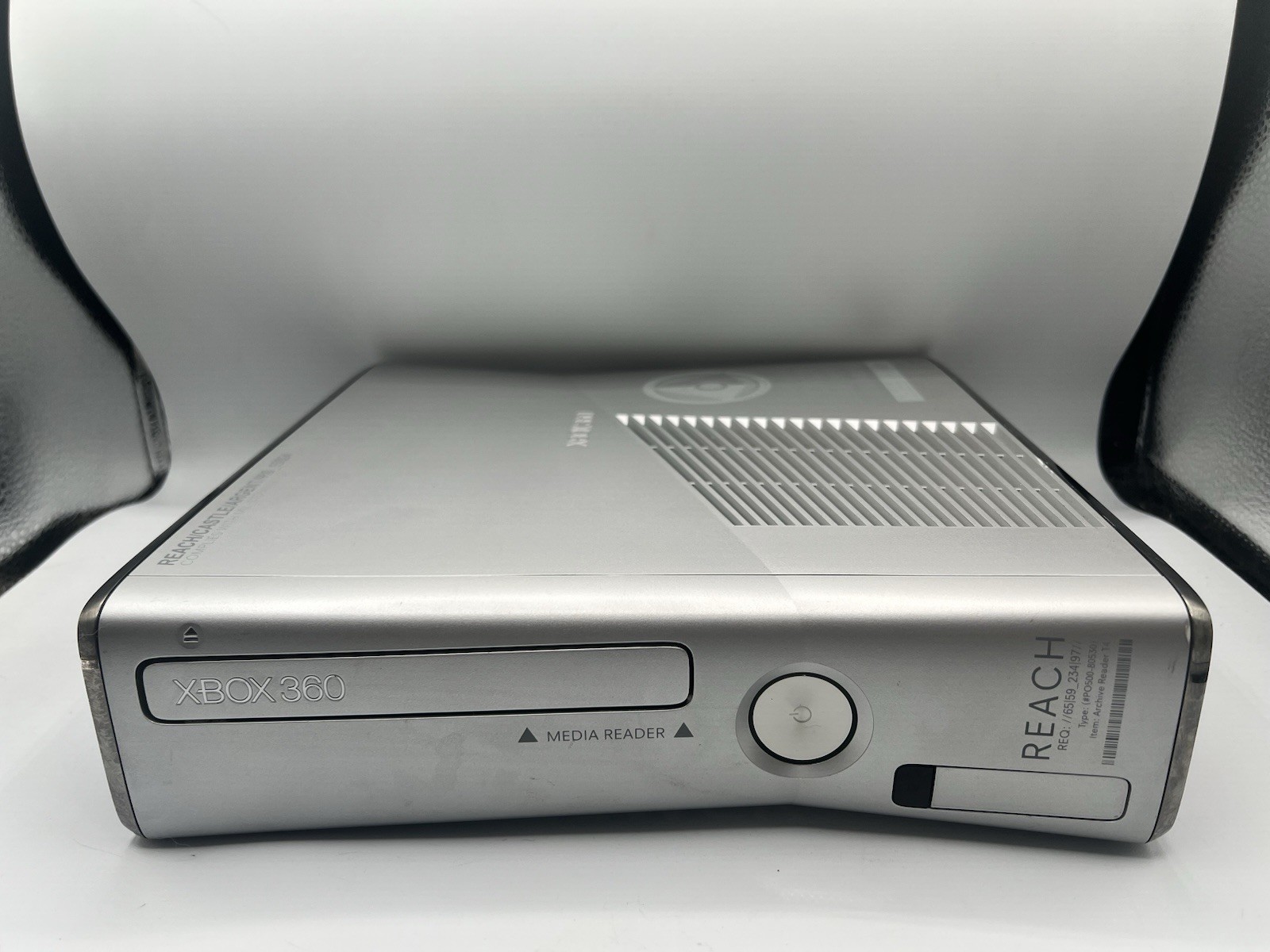 Microsoft Xbox 360 S Halo Reach Edition Console Only No HDD Has Red Ring E82