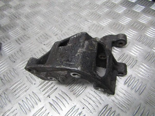 028145523d Motoraufhängung  Volkswagen Golf DE423351-39