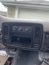 1994 - 1996 Impala Ss Caprice Lower Dash Radio Bezel Trim Center Location 1994 - 1996 Impala Ss Caprice Lower Dash Radio Bezel Trim Center Location