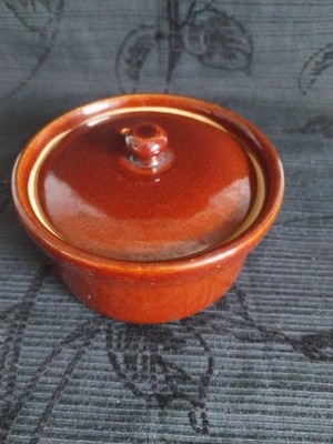 Oven to table brown handmade Moira english Stoneware