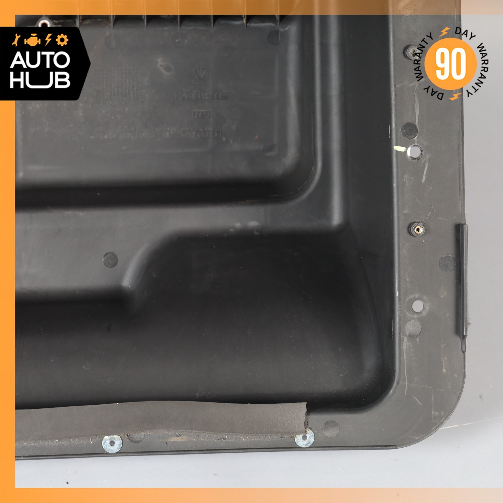 05-07 Maserati Quattroporte S M139 Trunk Spare Tire Compartment Box OEM 79k