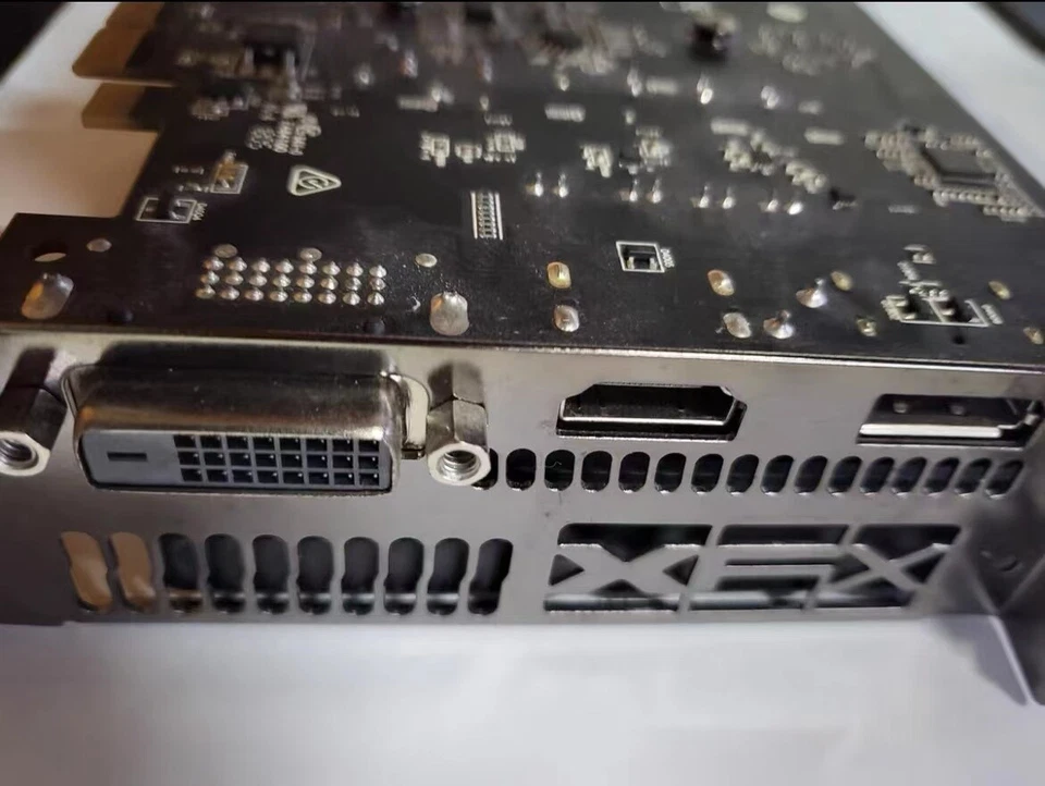 RX550 GDDR5 Video AMD Radeon Card Graphics HDMI PCI-E 4GB DisplayPort DVI XFX - Image 3 of 4