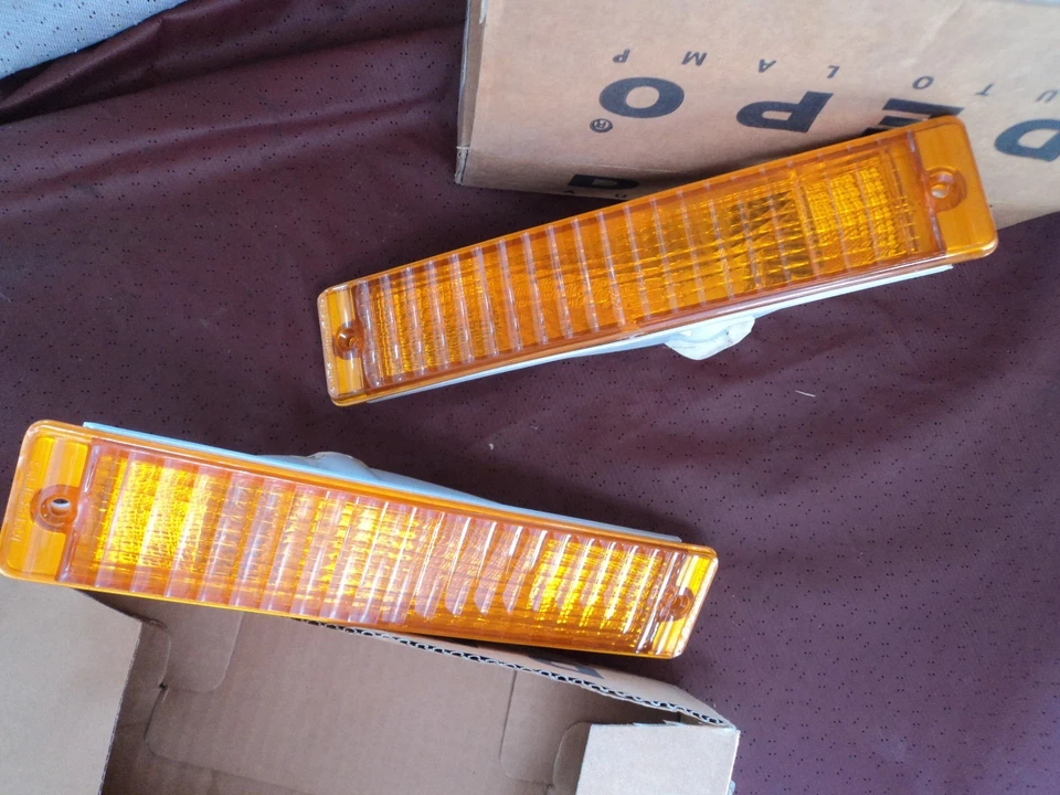 Nuevo 1989 1991 Oldsmobile Cutlass Calais Par de luces giratorias de estacionamiento delanteras Rh Lh Foto 4 de 4