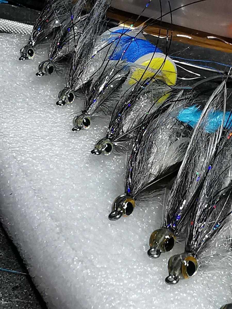 3x ULTIMATE UK BASS Taglia 2/0,12 Cm SALTWATERE Mosche BABY - Foto 3