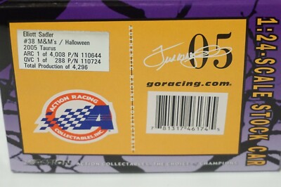 1/24 Elliott Sadler #38 M&M's Minis / Halloween 2005 Action NASCAR