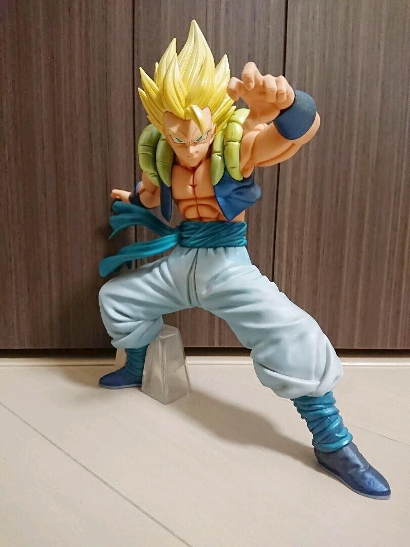 Ichibankuji Dragon Ball vs Omnibus C Award Super Saiyan Gogeta Figure