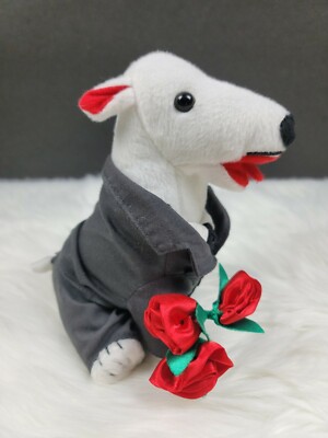 Target Bullseye Mascot 7'' Plush Dog '' You Look Marvelous '' Mustache/Roses - EUC