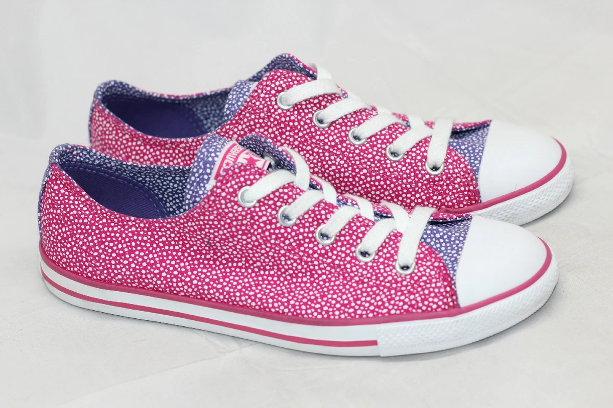 Dainty ox hot sale converse pink