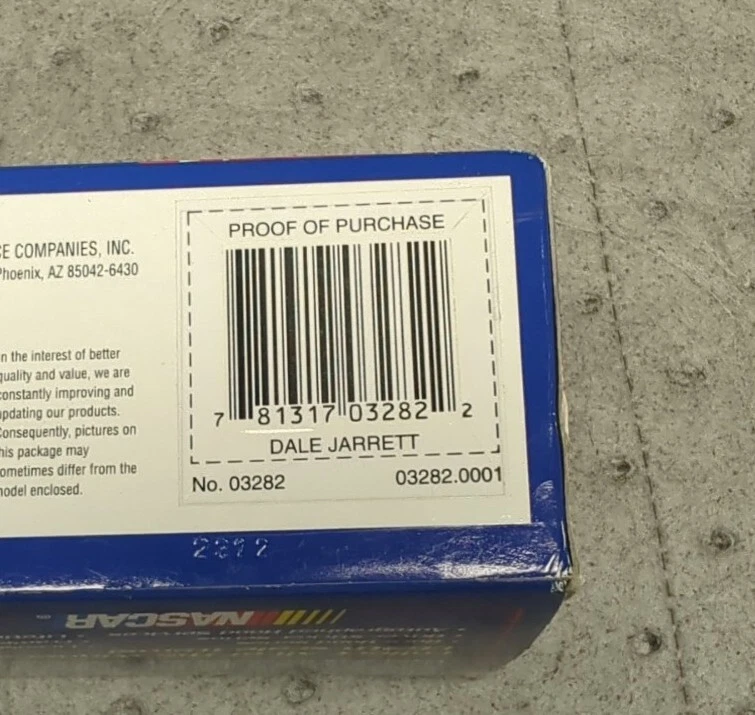 Plataforma de remolque Dale Jarrett Winners Circle NASCAR #88 UPS/The Muppet Show Foto 2 de 3