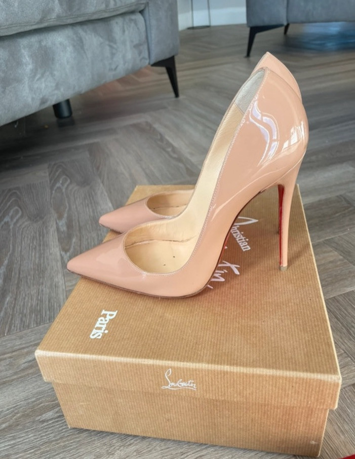 Christian Louboutin - 'So Kate' 120