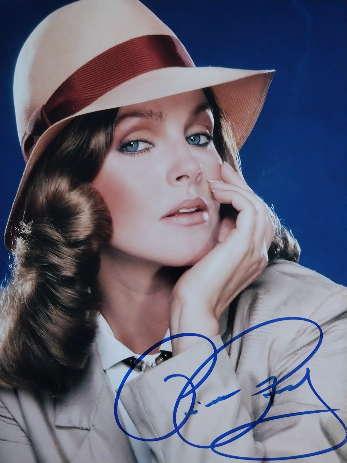 Priscilla Presley hand signed 8 x 10 Photo Original COA Guaranteed