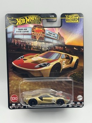 Hot Wheels Premium Boulevard '17 Ford GT - 1:64 Diecast Car Real Riders