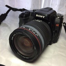 Sony Alpha 100 Digital Camera with Lenses and Accessories Excellent Condition